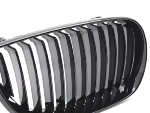 Grille de calandre avant BMW Serie 1 E87 de 2004 a 2007 Noir brillant